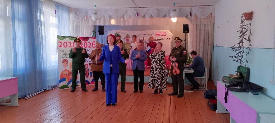 Агитбригада Давлекановского РДК выступила перед сельскими зрителями