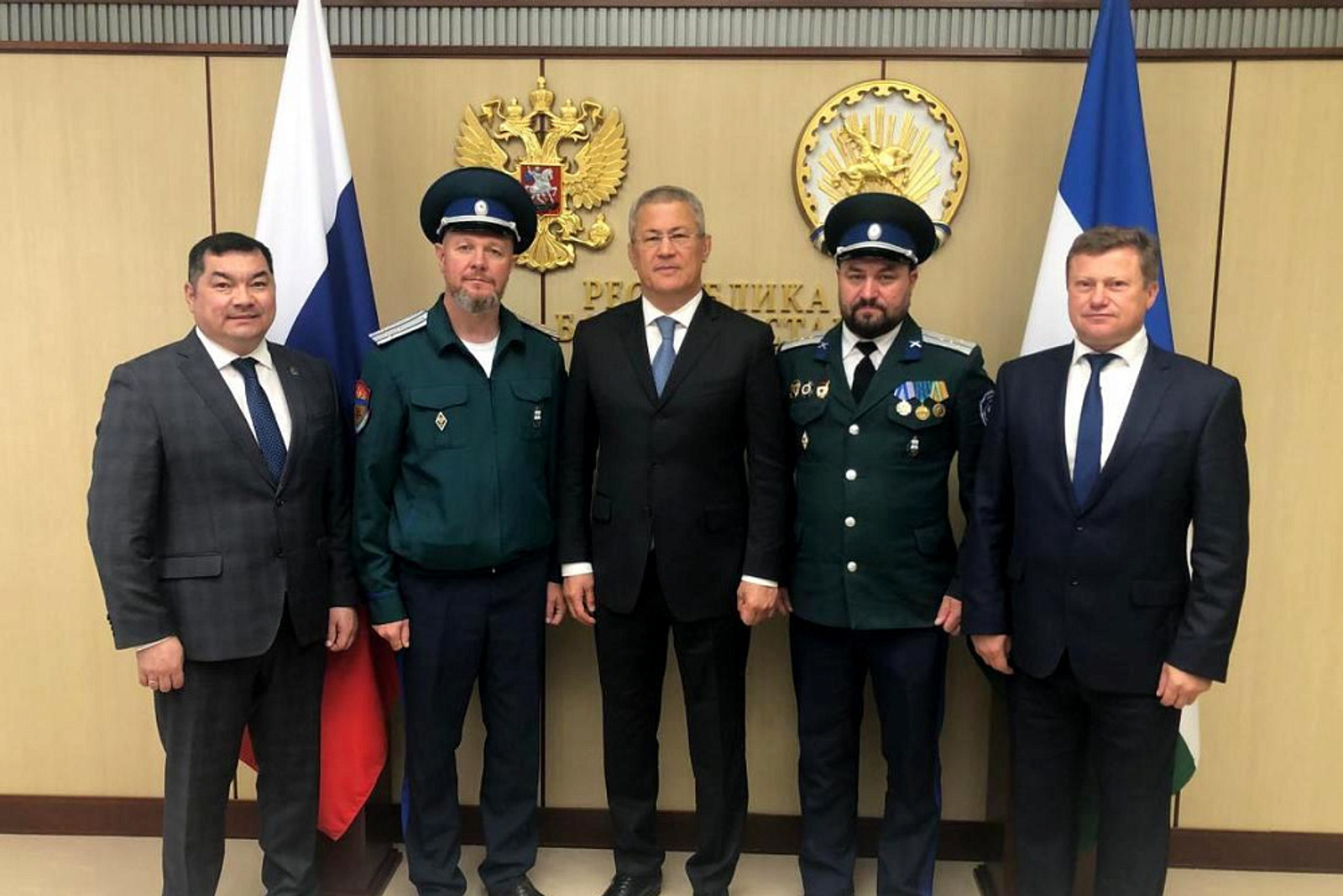 Глава Башкирии встретился с атаманом Оренбургского войскового казачьего общества