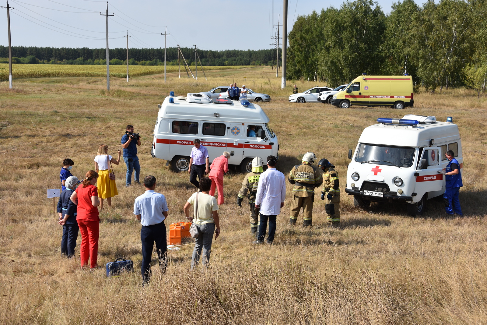 В Давлекановском районе на автодорогу были вызваны все экстренные службы