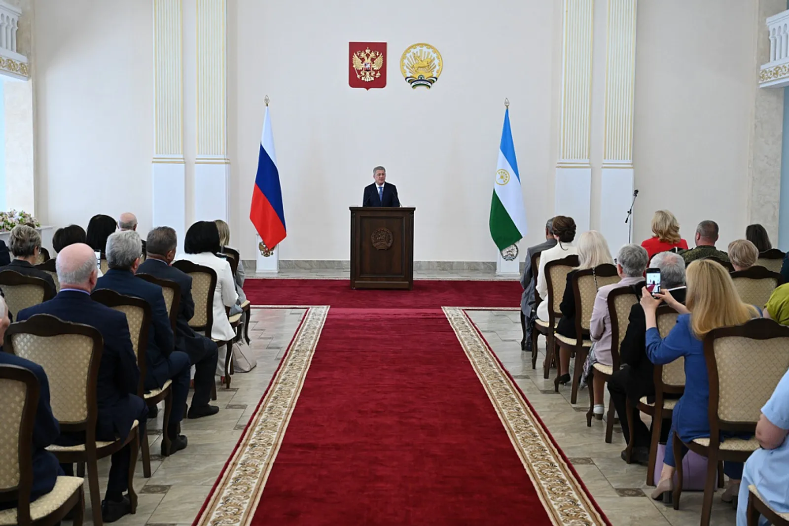 Хабиров вручил государственные награды