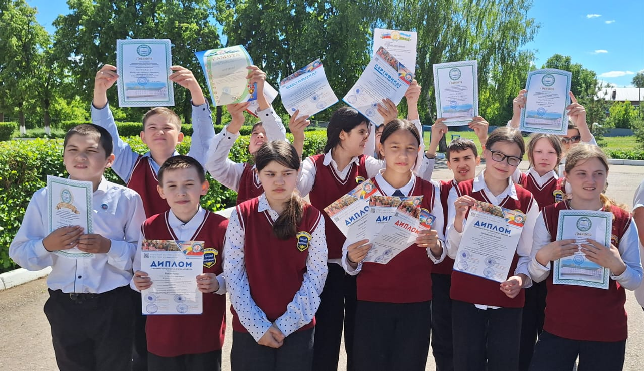 В лицее-интернате Давлеканово прозвучал «Последний звонок»