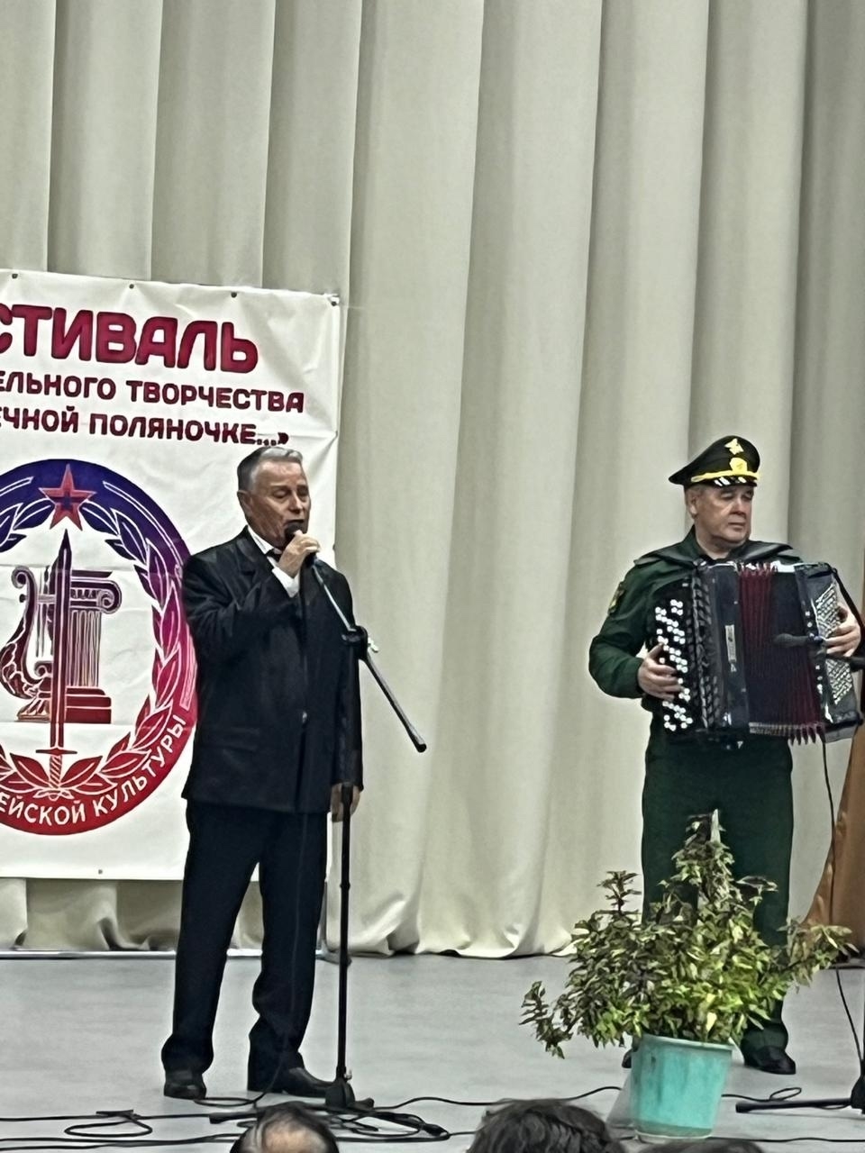 В селе Курятмасово спели «Песни Победы»