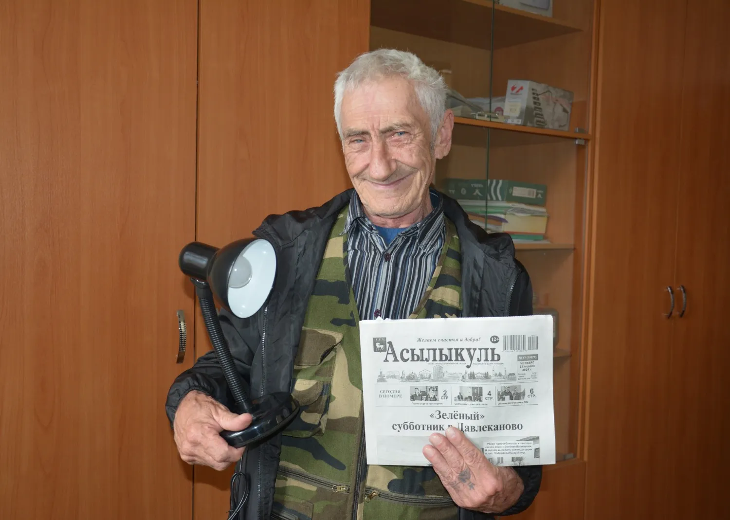 На фото Владимир Затеев