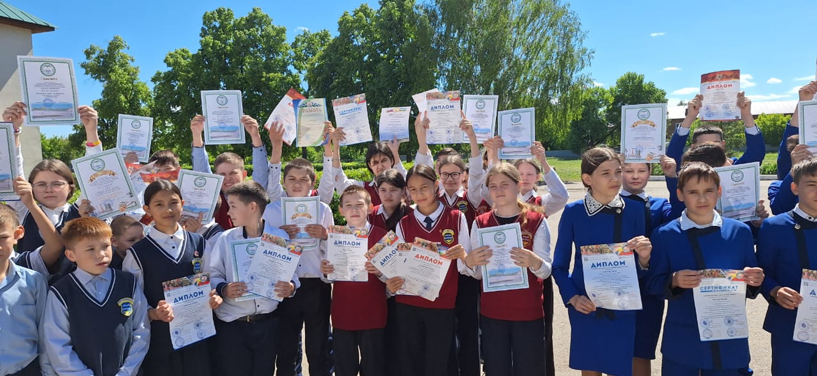 В лицее-интернате Давлеканово прозвучал «Последний звонок»