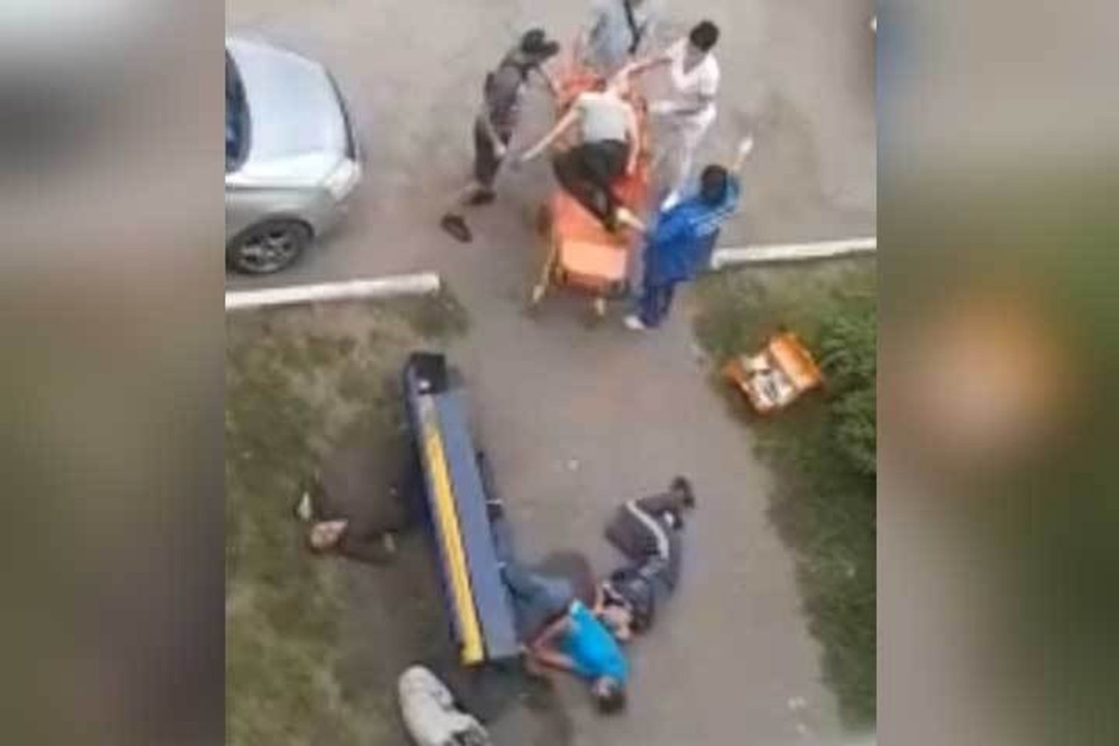 В Башкирии возле подъезда дома были обнаружены без сознания семь человек