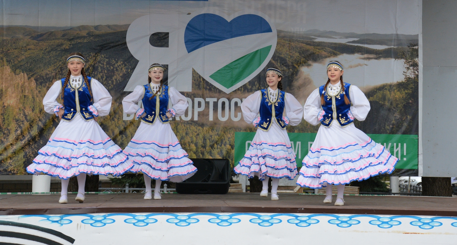 В Башкирии 21 октября - День национального танца