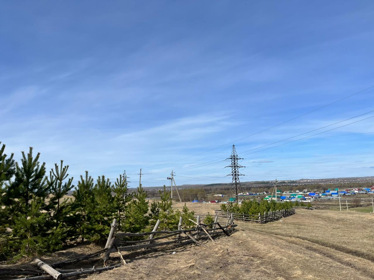 Молодёжь села Старокурманкеево вышла на субботник