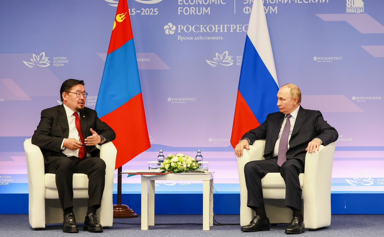 Путин встретился с Премьер-министром Монголии