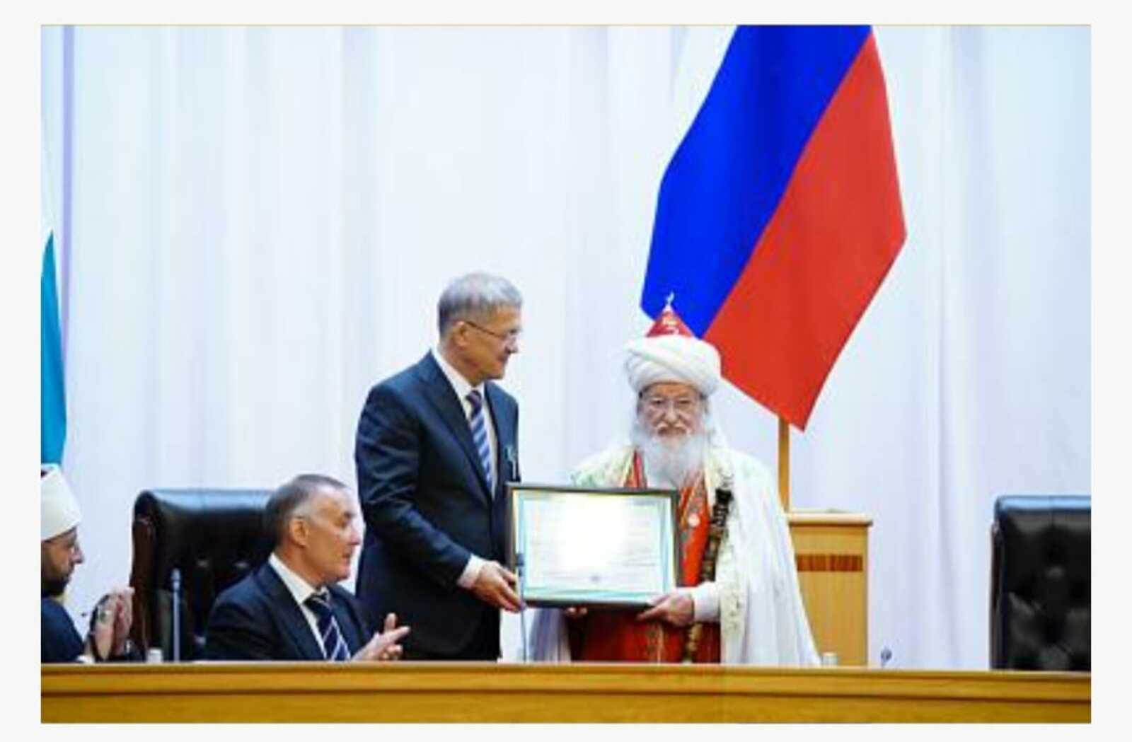 С Уфе обсудили роль исламского центра