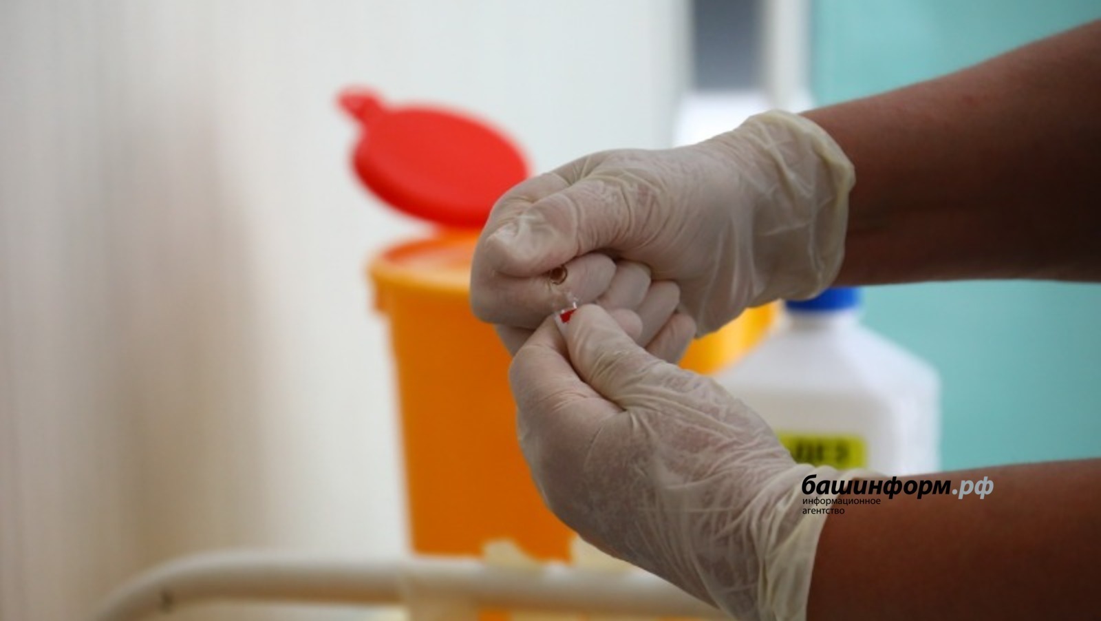 В Башкирию доставят еще 400 тысяч доз вакцин против гриппа