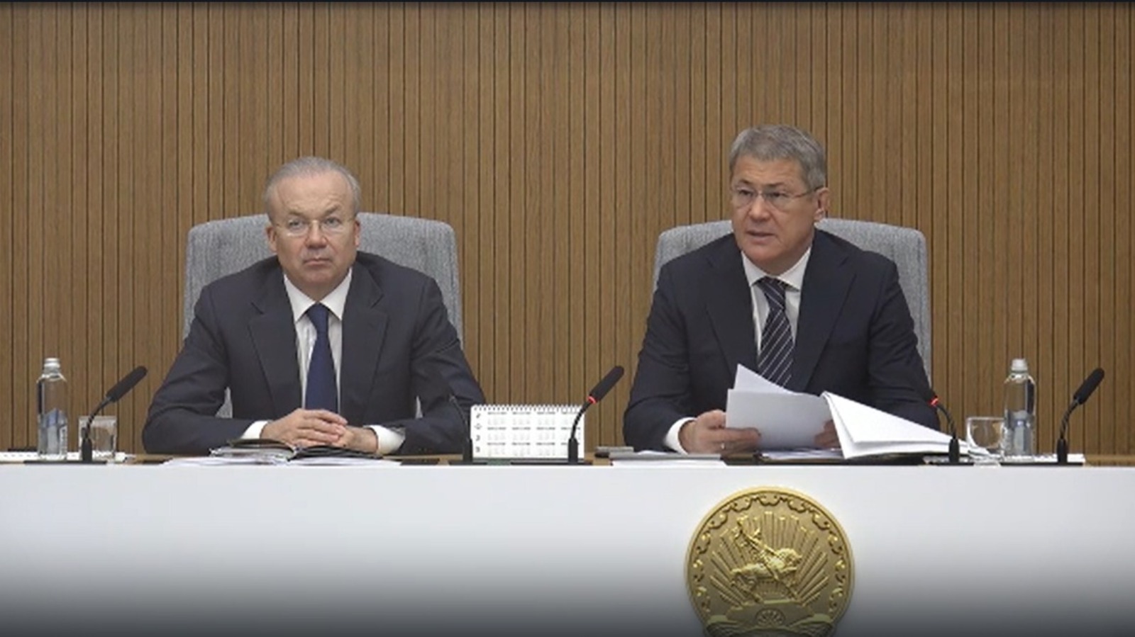 Радий Хабиров поручил поддержать семьи погибших в ЧП на заводе «Авангард»