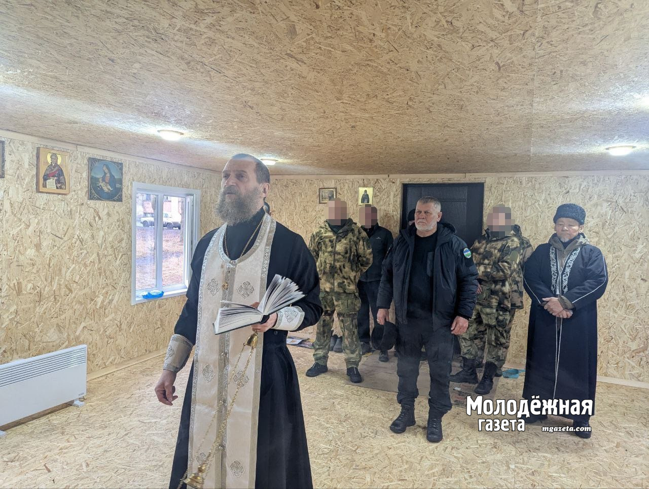 Бойцы из Башкирии построили часовню на Донбассе