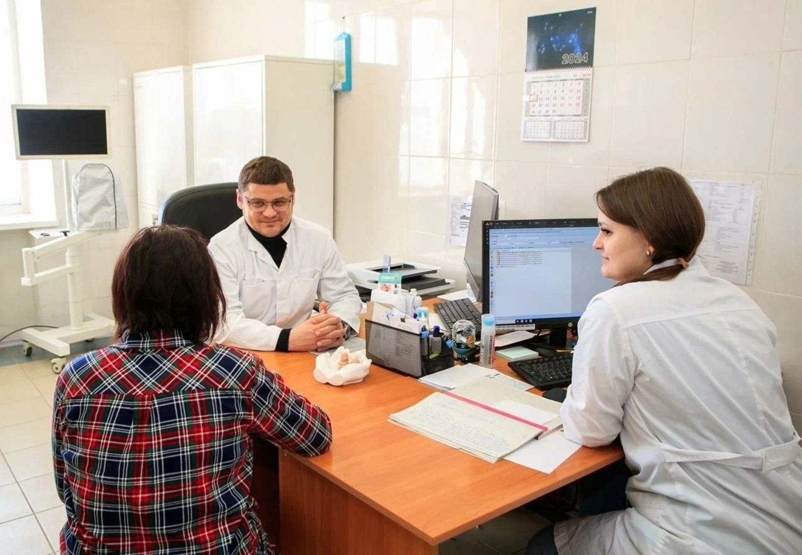 В Башкирии известные врачи провели приемы жителей районов