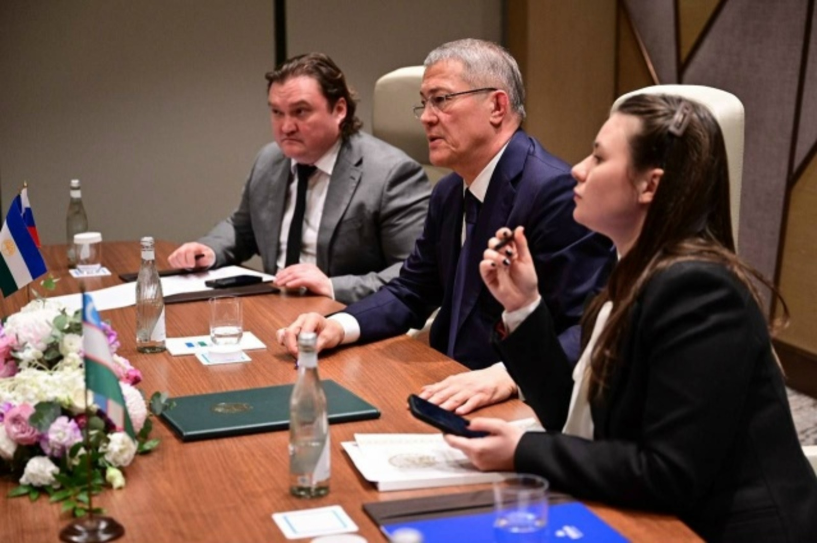 Радий Хабиров встретился с хокимами Ташкентской и Ферганской областей