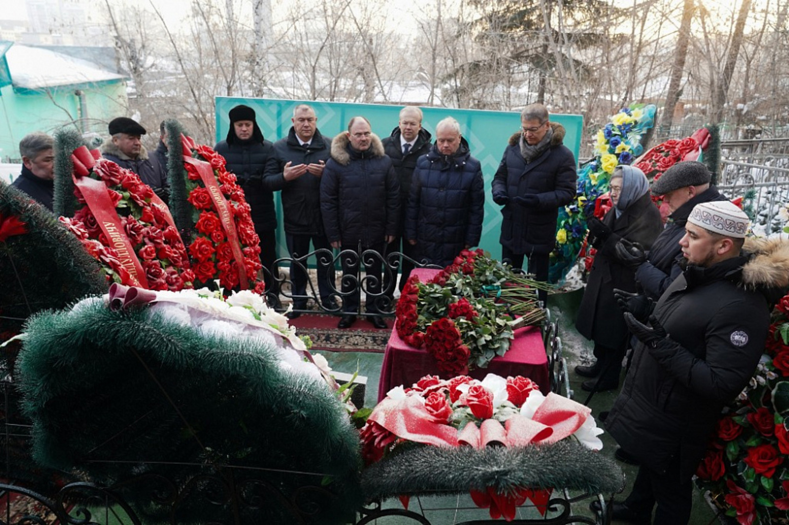 В Башкирии почтили память Муртазы Рахимова в день его рождения