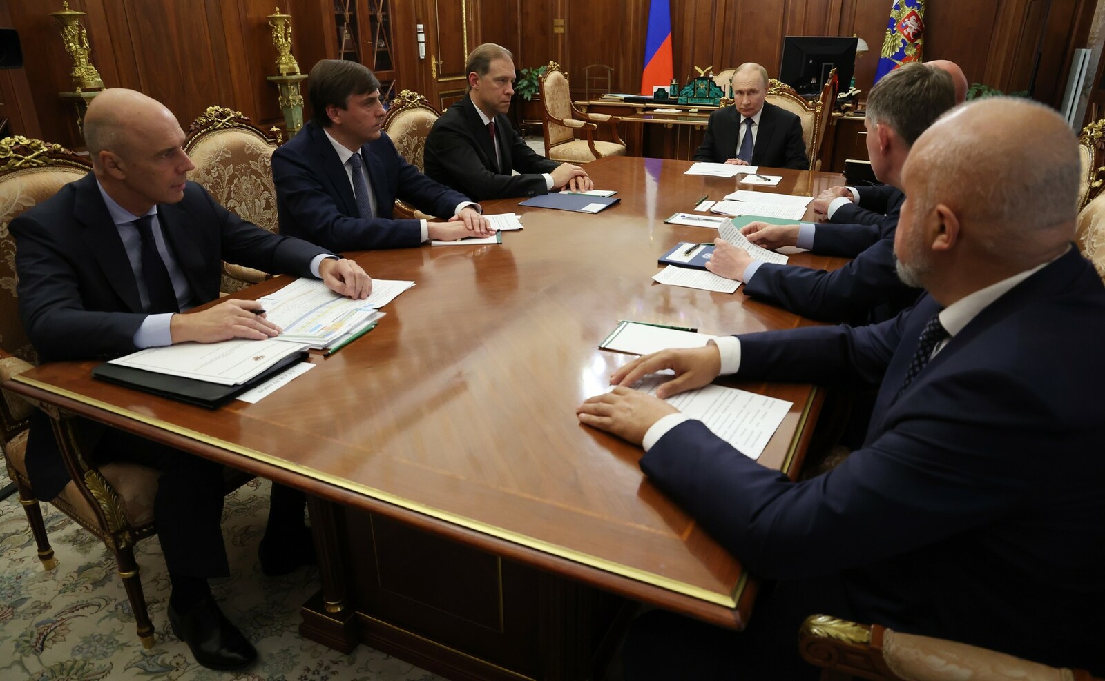 Совещание с членами Правительства