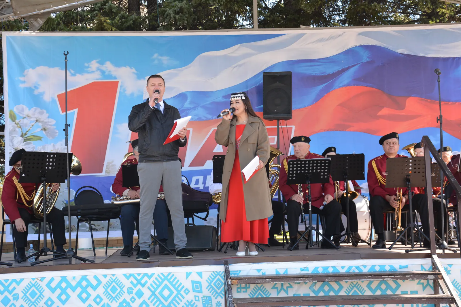Давлекановцы отметили праздник ВЕСНЫ и ТРУДА