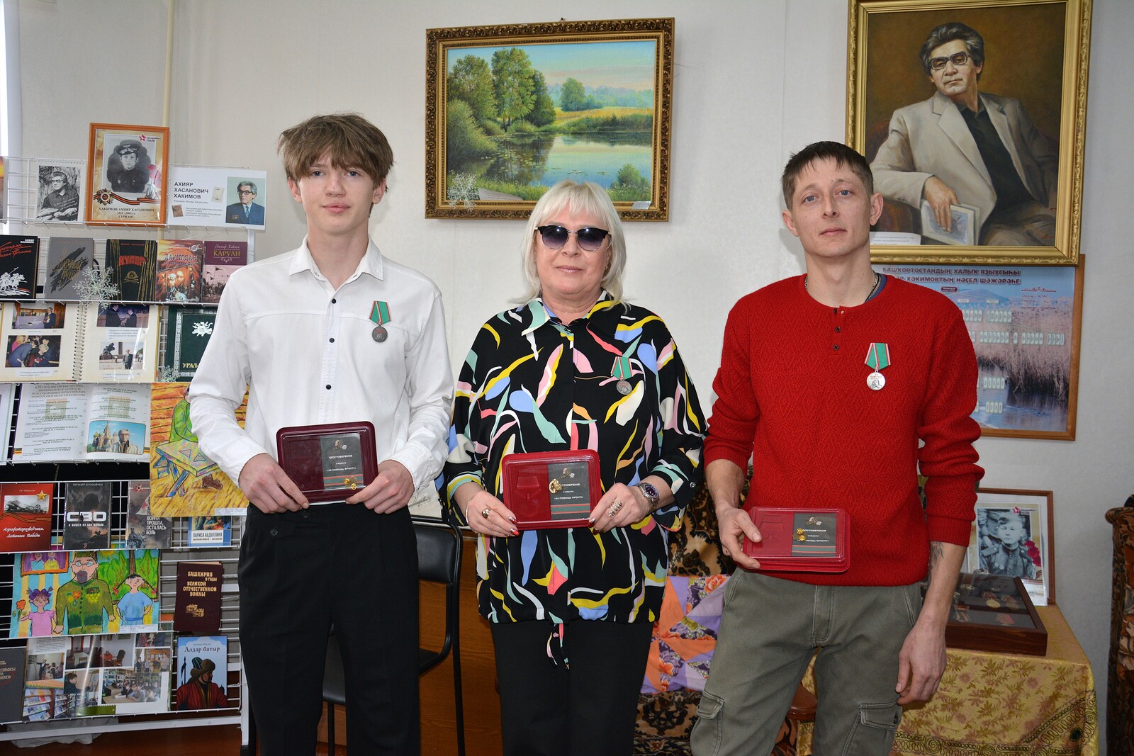 Давлекановцы награждены медалью "За помощь фронту"